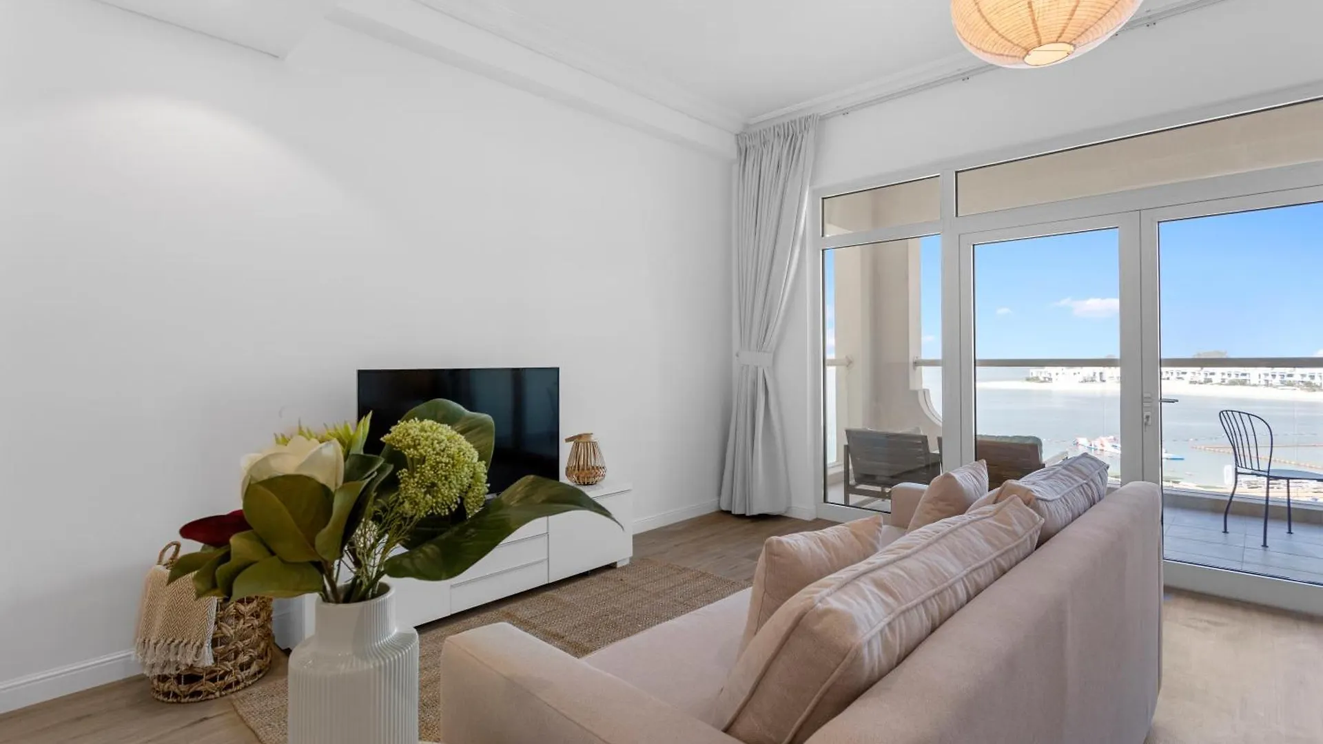 Exquisite 1Br With Private Beach In Palm Jumeirah Dubai